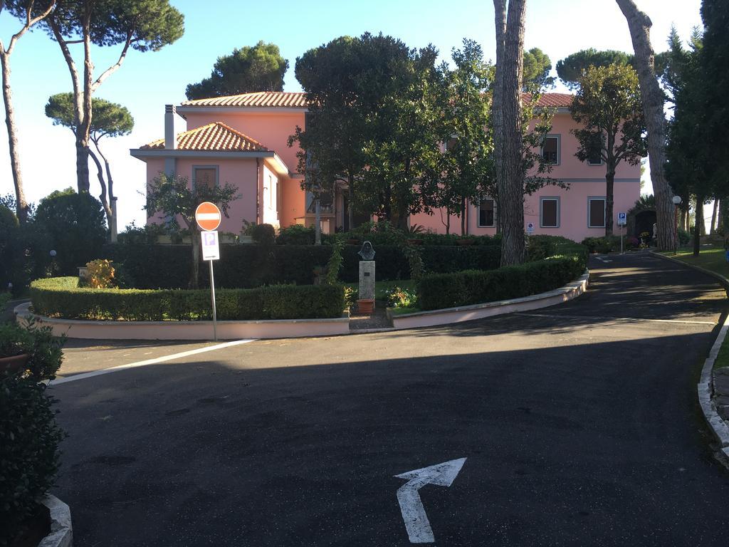 ホテル Casa Nostra Signora Isola Farnese エクステリア 写真